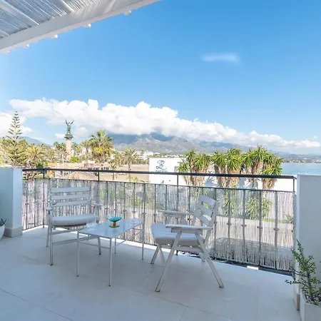 First Line Beach - Puerto Banus Apartment Marbella