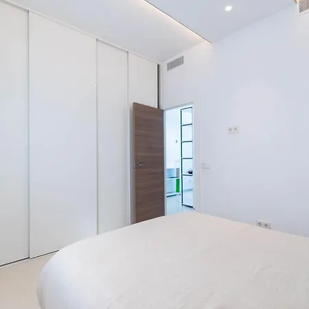 Apartment First Line Beach - Puerto Banus