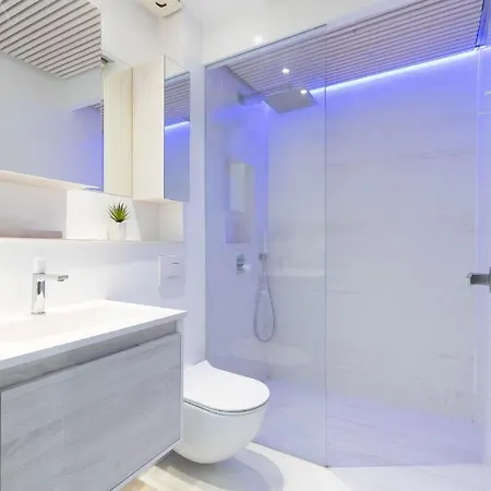 First Line Beach - Puerto Banus Apartment Marbella
