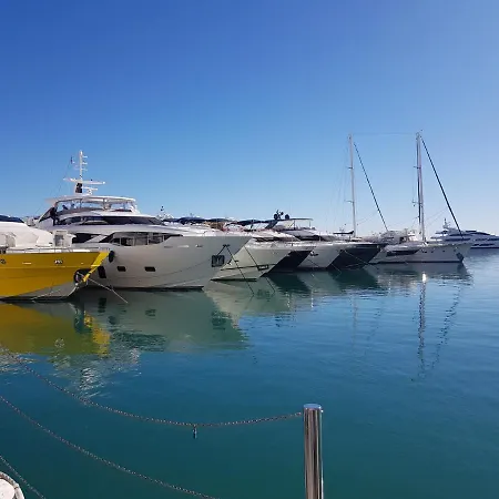 First Line Beach - Puerto Banus Apartment