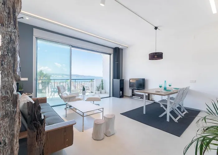 First Line - Puerto Banus شقة *