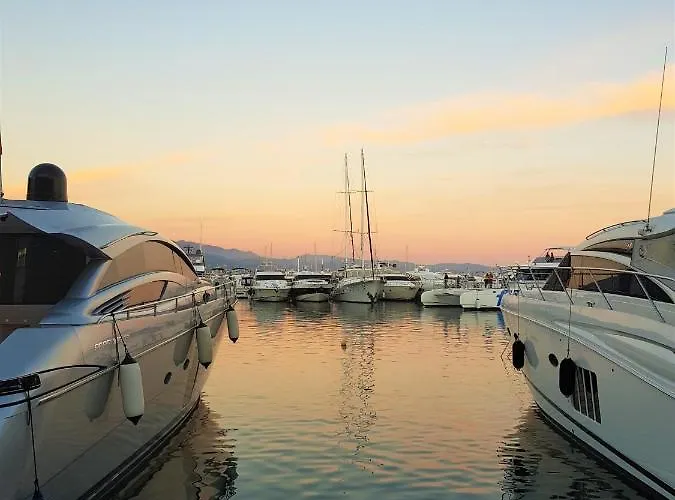 First Line - Puerto Banus *