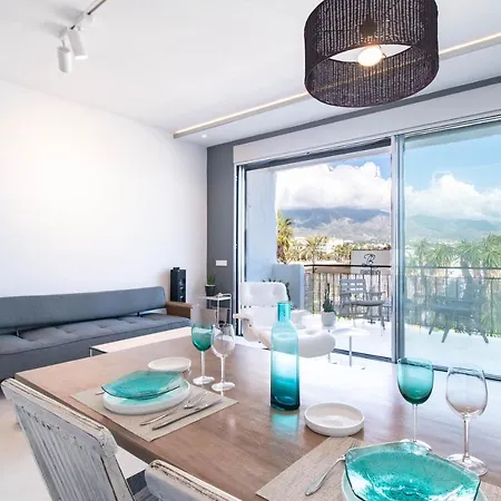 Apartment First Line - Puerto Banus