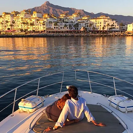 Apartment First Line - Puerto Banus